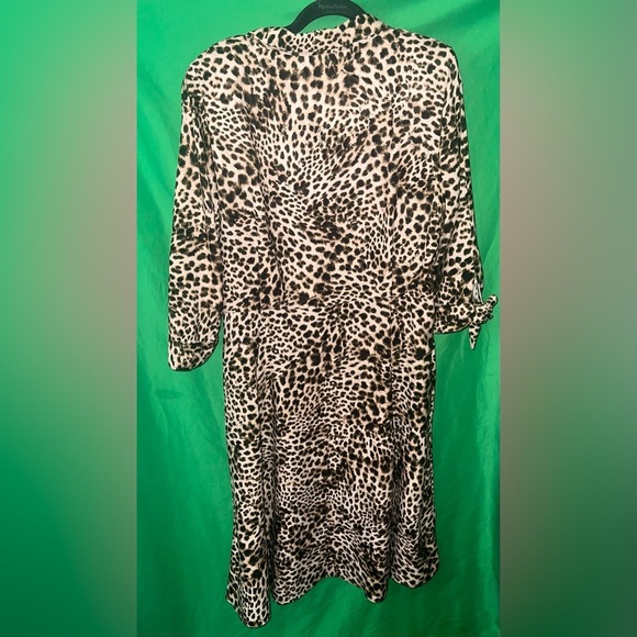 Calvin Klein Leopard Print Women's Dress size 12- MISSING BELT - Picture 3 of 8